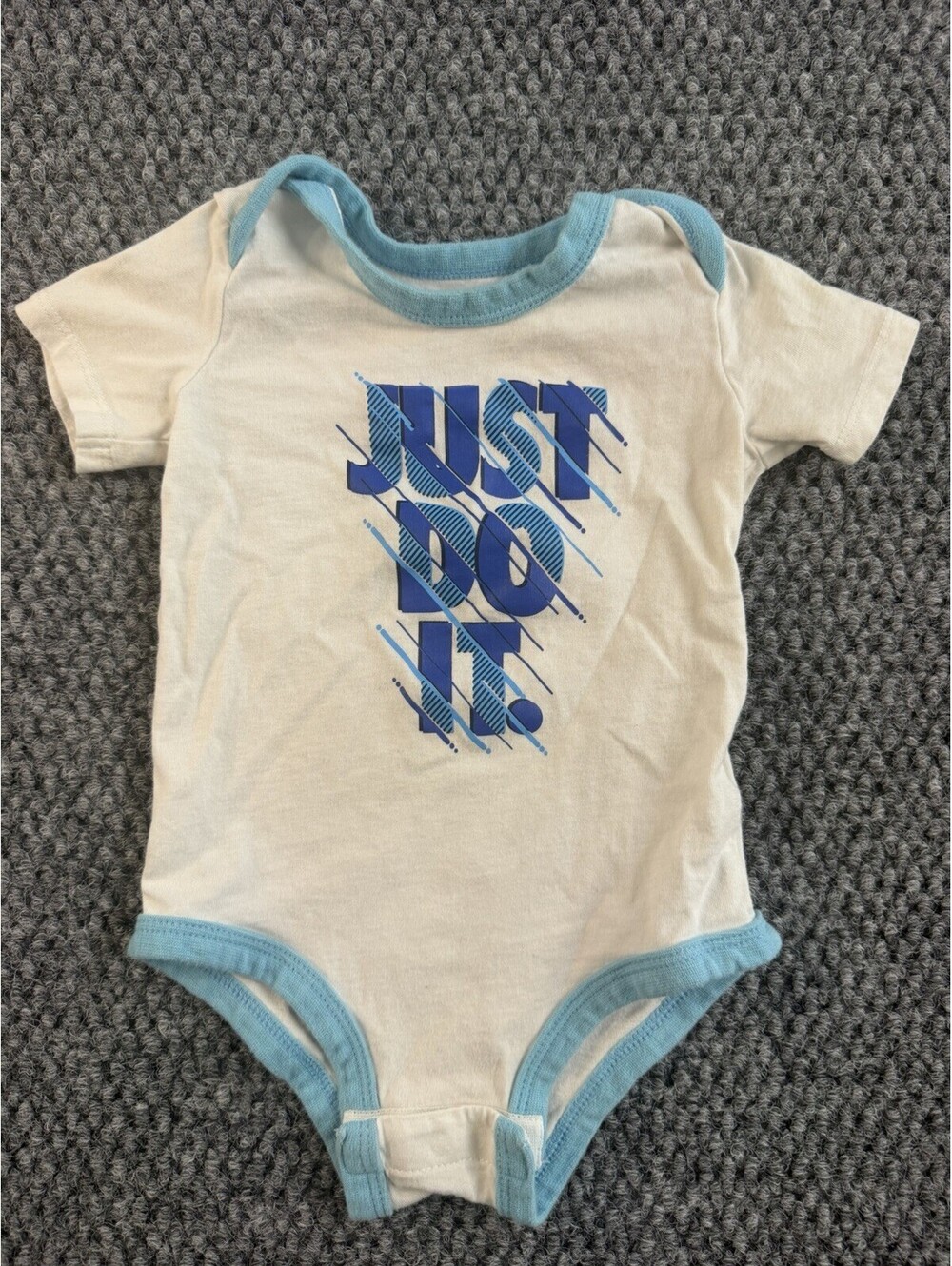 Nike Baby Just Do It Bodysuit 6-9 Months White Blue Infant One Piece Romper
